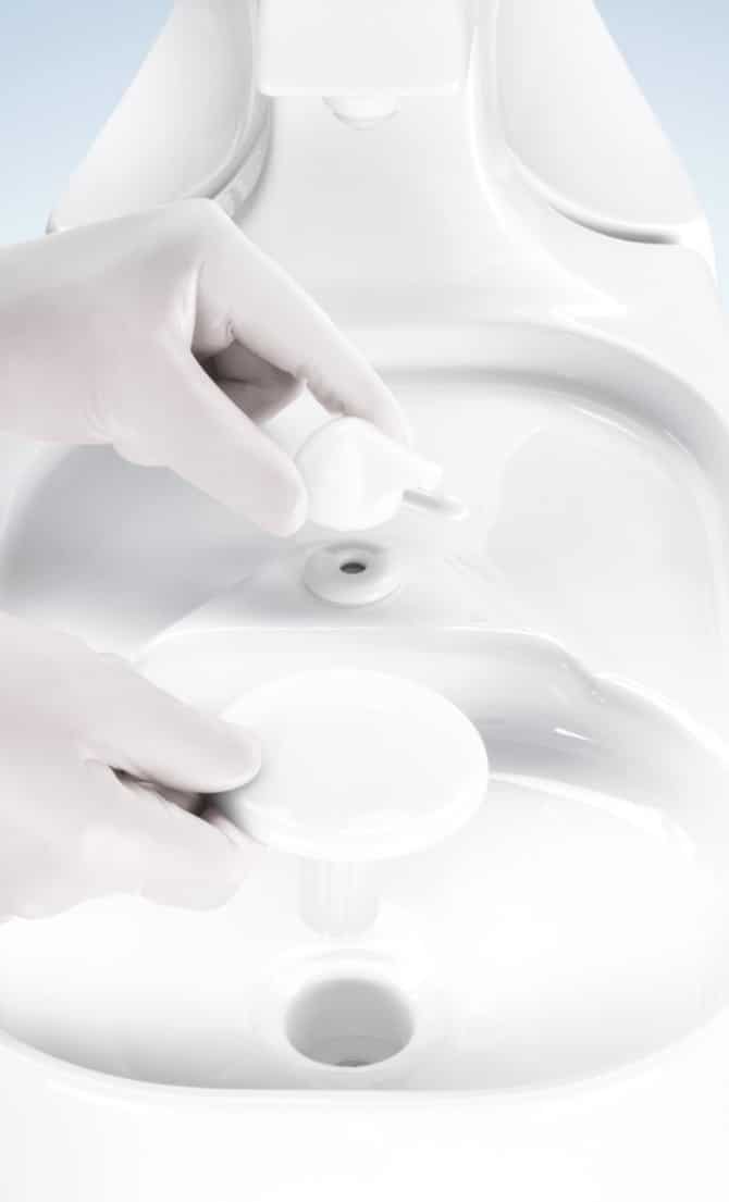 riunito odontoiatrico T5-master - Bacinella in ceramica integralmente igienizzabile, con elementi removibili autoclavabili